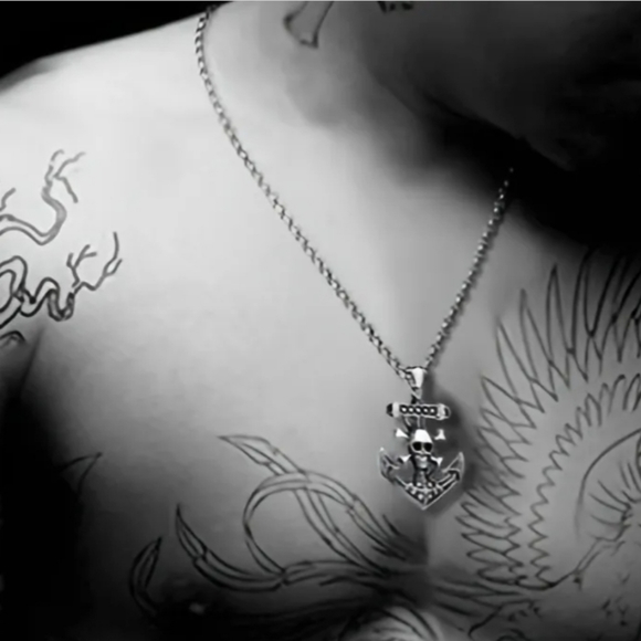 Men's Necklace - Picture 3 of 5